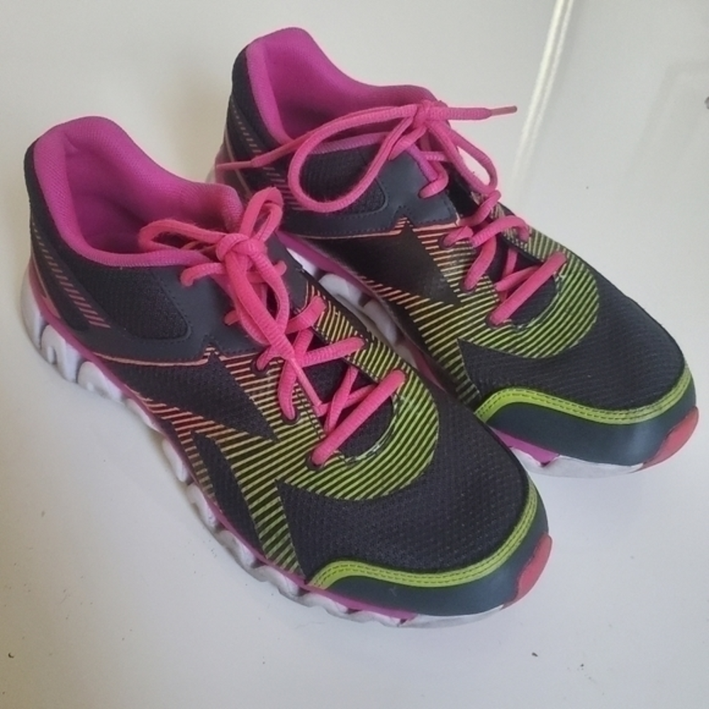 Reebok Ziglite Crossfit Youth Black & Pink Athletic Sneakers 6‎